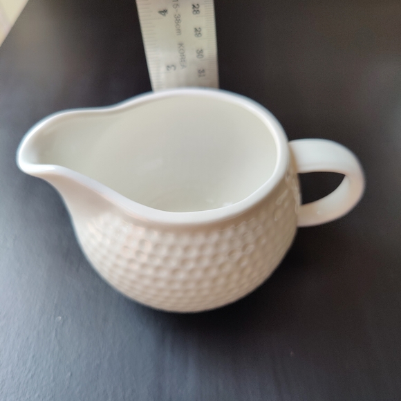 McIntosh china | porcelain | Golf ⛳ ball shaped creamer - Picture 7 of 9